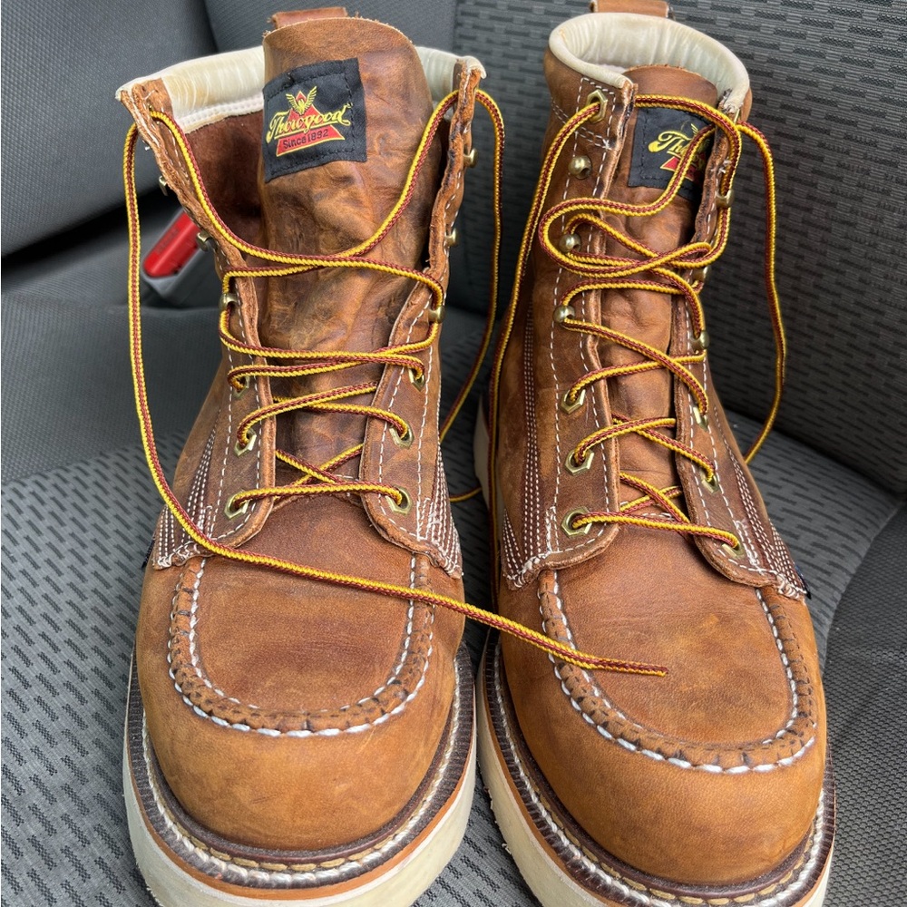 Thorogood American Heritage 6” Moc Toe Work Boots For Men.
